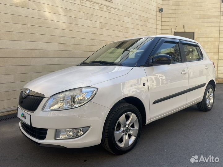Skoda Fabia 1.6 AT, 2011, 40 100 км