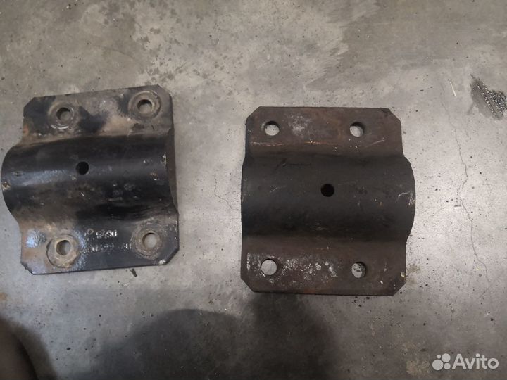 Кронштейн держателя заднего крыла камаз 5490