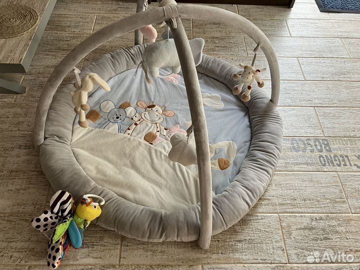 Развивающийся коврик