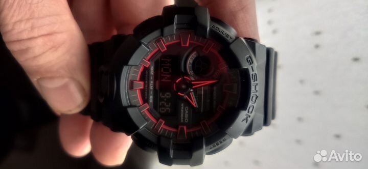 Мужские наручные часы Casio G-Shock GA-700-1A