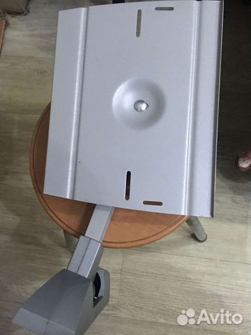 Настенный кронштейн для телевизора