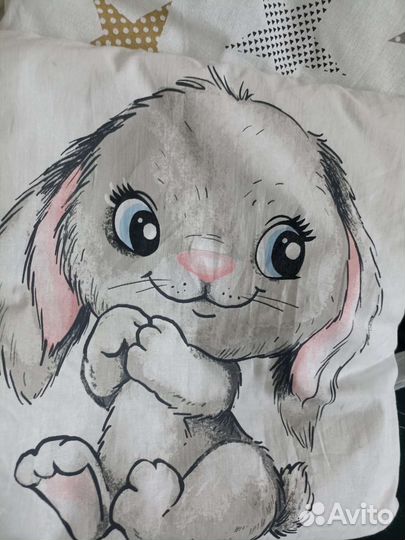 Бортик для кровати