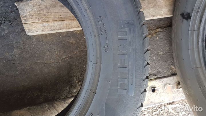 Pirelli Winter Sottozero 3 215/60 R16