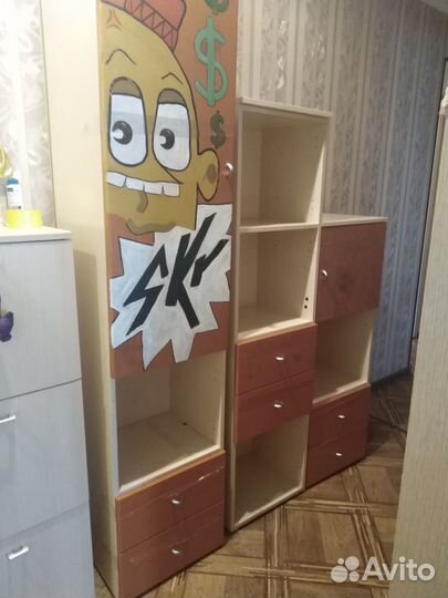 Стеллажи в детскую