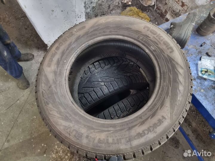 Nokian Tyres Hakkapeliitta R2 SUV 285/60 R18 116R