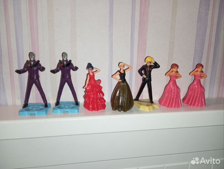 Леди Баг киндер фигурки