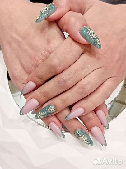 Наращивание ногтей