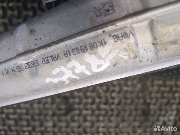 Радиатор отопителя Volkswagen Touran, 2006