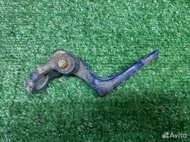 Петля двери задняя левая Ford Focus 2