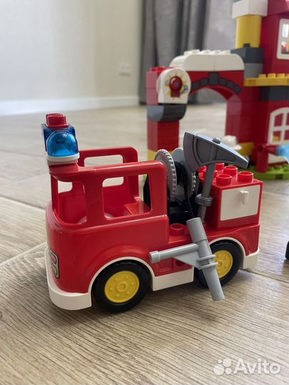 Lego Duplo пожарная станция