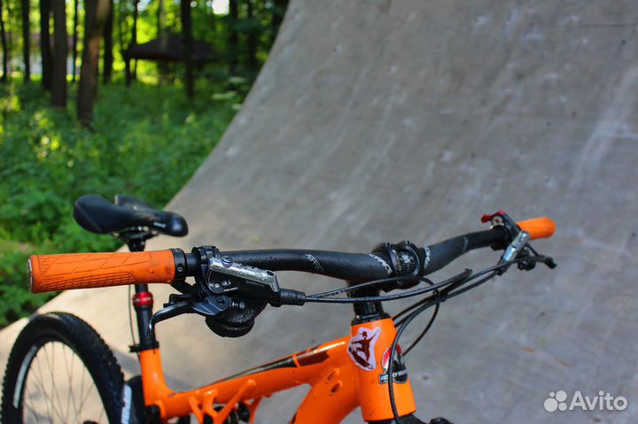 Велосипед двухподвес Rocky Mountain Thunderbolt