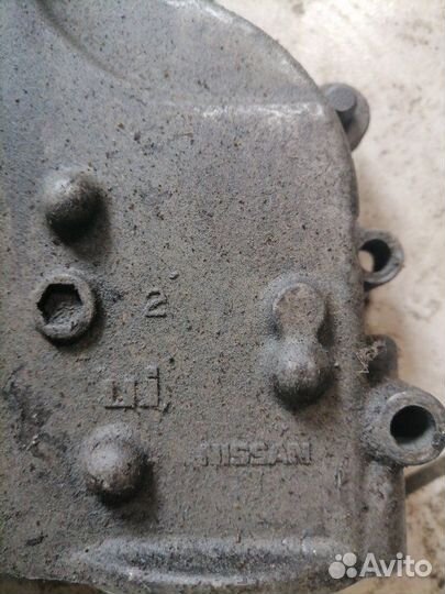 Крышка цепи грм Nissan X-Trail T31 внедорожник 2.0