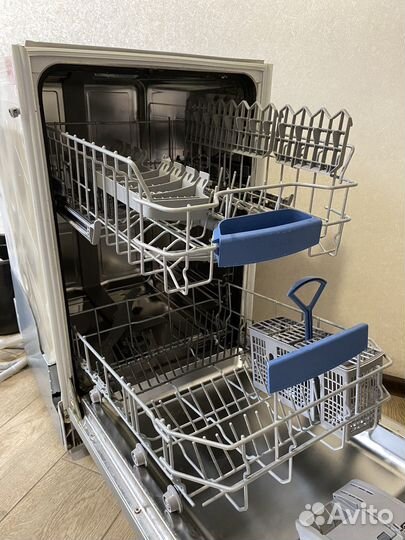 Посудомойка Bosch SPV53M70EU/40