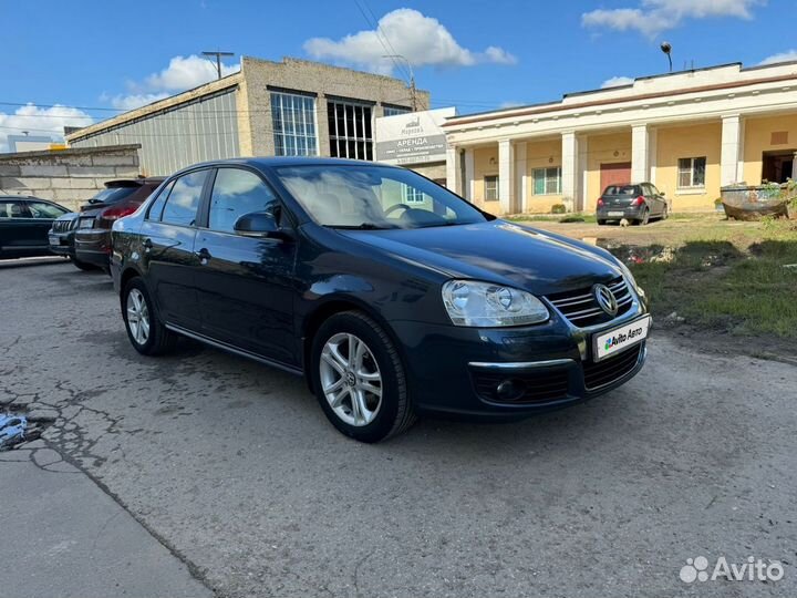 Volkswagen Jetta 1.6 МТ, 2010, 238 739 км