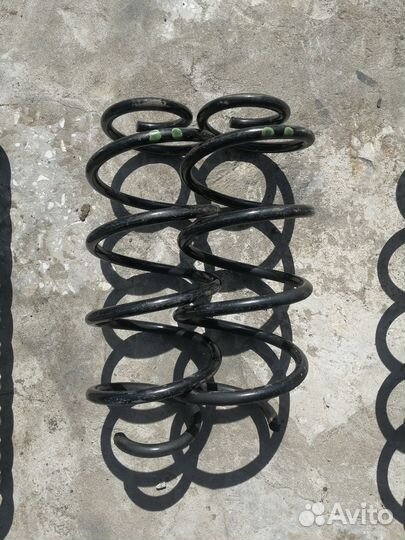Заводские пружины бочки Гранта Калина Приора
