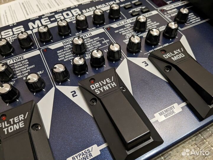 Бас гитарный процессор Boss ME-50B