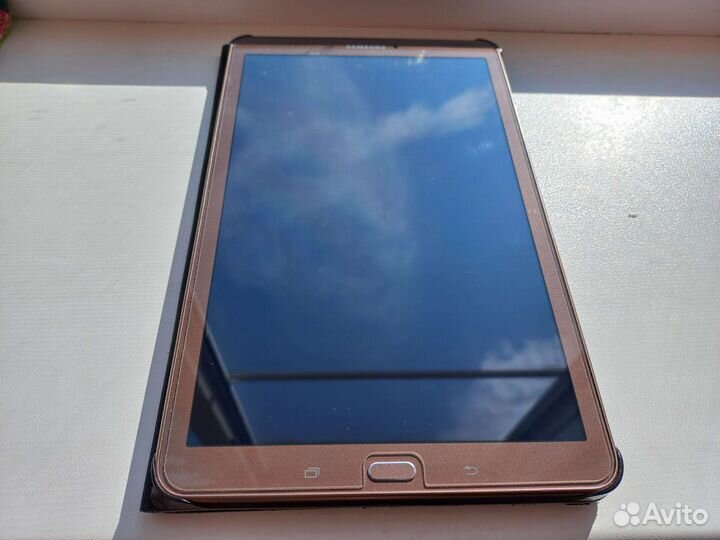 Планшет Samsung Galaxy Tab E