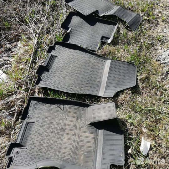Оригинальные ковры в салон Nissan x-trail t32
