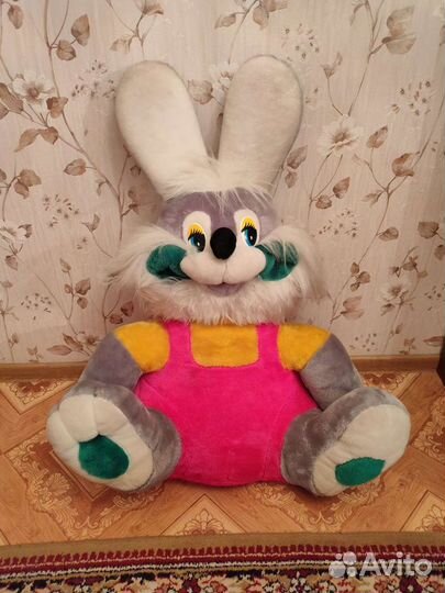 Заяц длинной 1 м