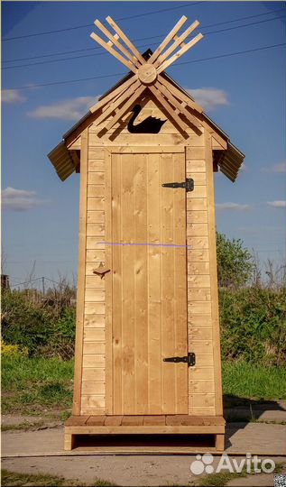 Уличный туалет деревянный BLU783