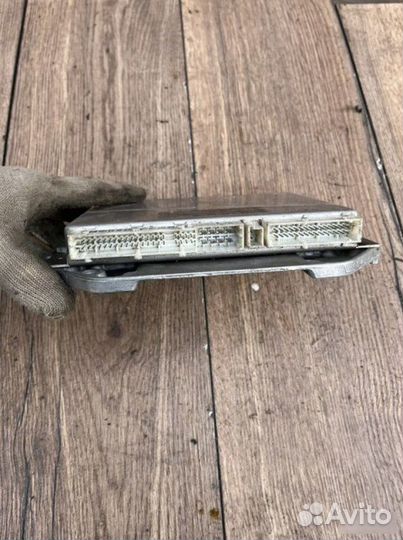 Блок управления ABS Mercedes-Benz W210 3.2