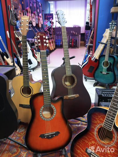 Гитара акустическая новая