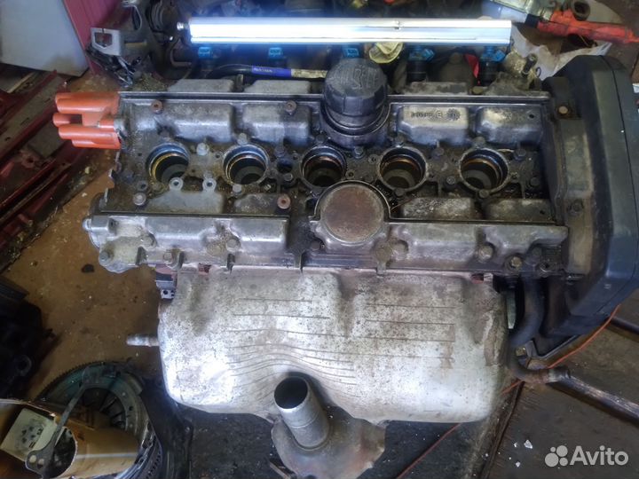 Двигатель на Вольво 850. 144л.с