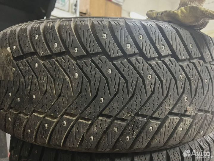 Yokohama IceGuard Stud IG65 235/55 R17 103T