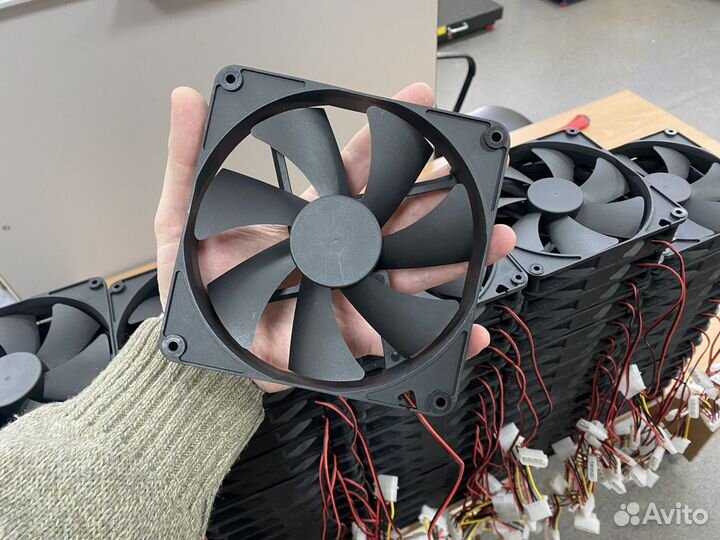 Вентилятор 140мм для пк, блока питания, майнинга