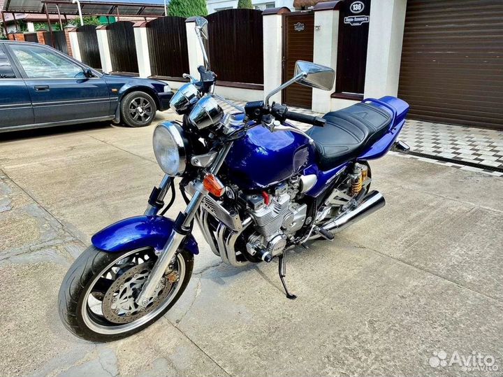 Yamaha XJR 1300