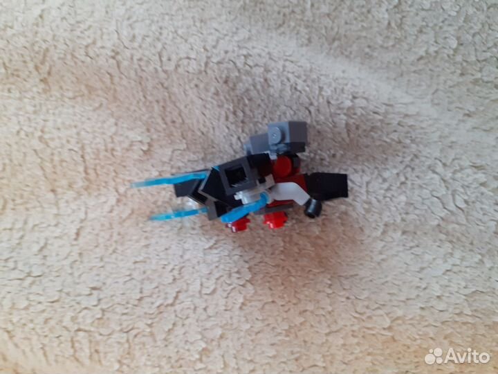 Лего минифигурка зараженного спикермена титана