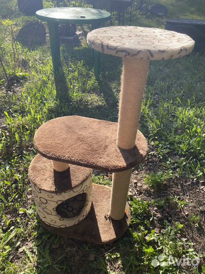 Домик для кошки с когтеточкой