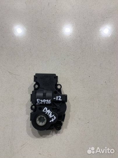 Моторчик привода заслонок отопителя