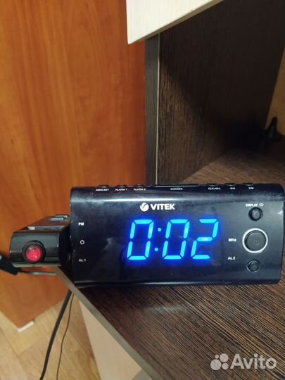Радио-часы Vitek VT-3516 BK