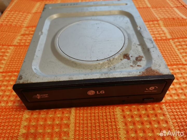 Дисковод LG GH22NS40 DVD/CD SATA