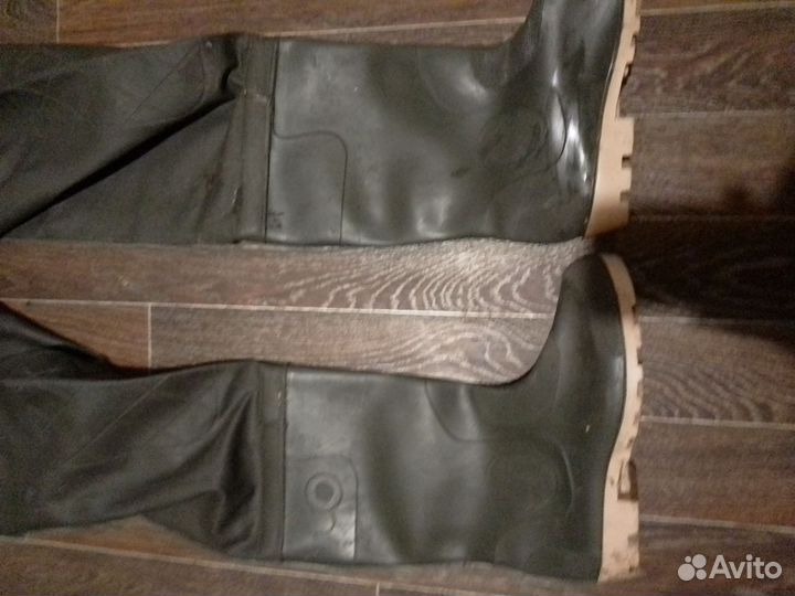 Брюки и сапоги резиновые для рыбалки