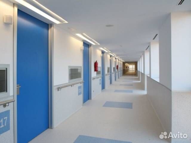 Двери для поликлиник