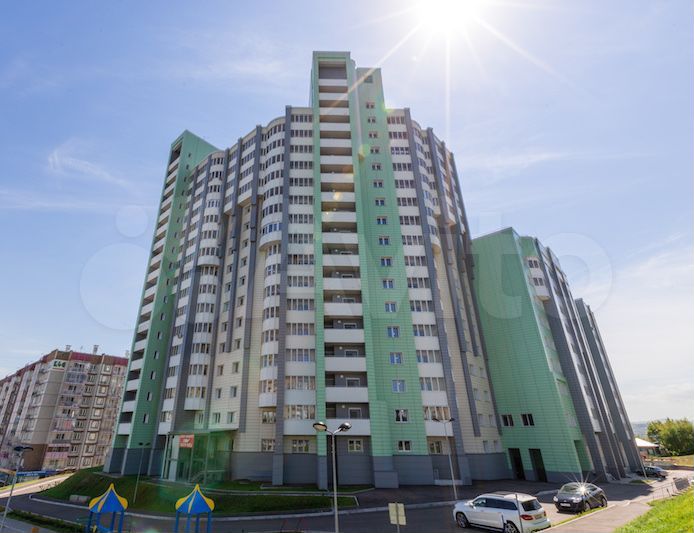 3-к. квартира, 136,3 м², 6/10 эт.