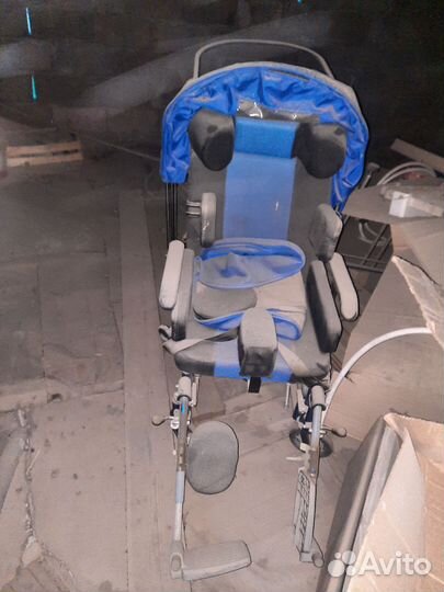 Инвалидная коляска