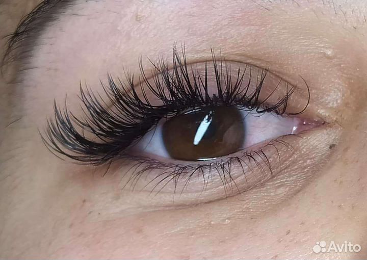 Наращивание ресниц и перманентный татуаж