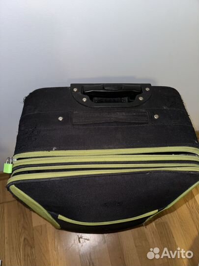 Чемодан на колесах