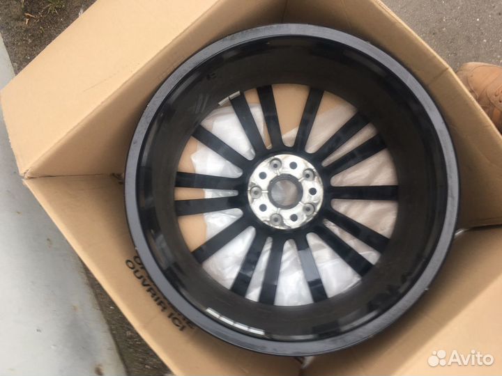 Диск колёсный bmw i8 оригинал