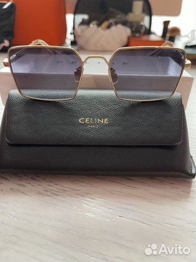 Солнцезащитные очки