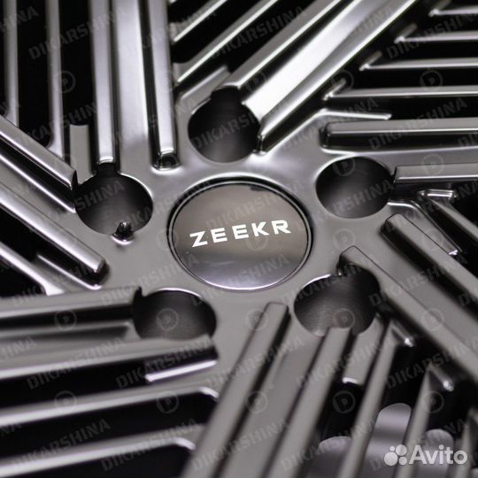 Кованые диски R21 на range rover velar