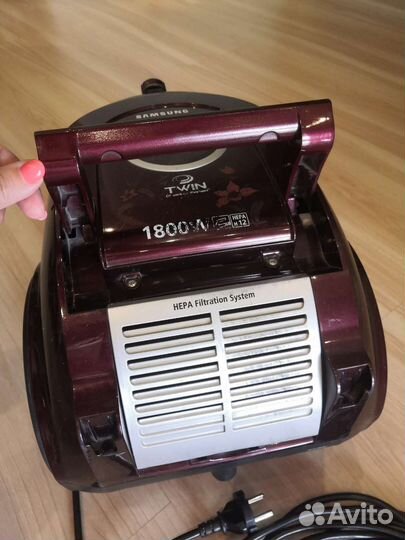 Пылесос Samsung 1800w