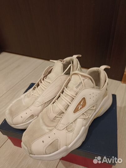 Кроссовки женские 38 размер Reebok