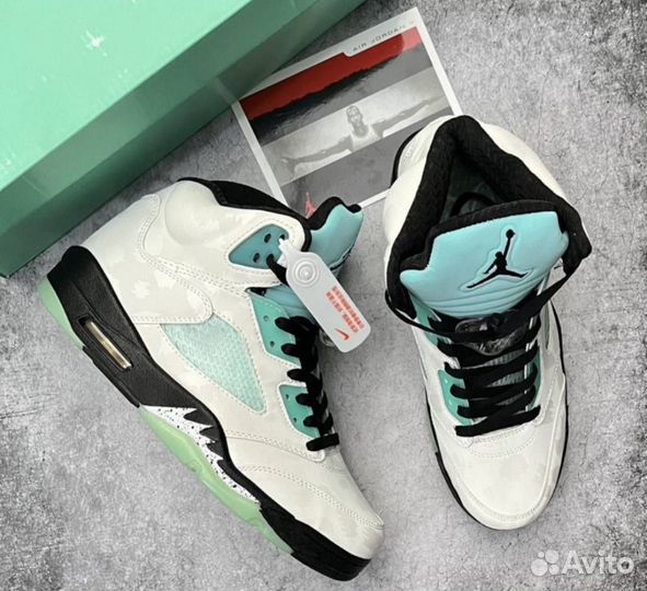 Кроссовки nike air jordan 5 retro island green