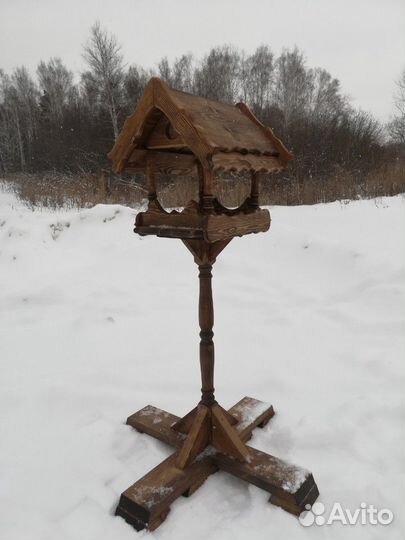 Кормушка для птиц