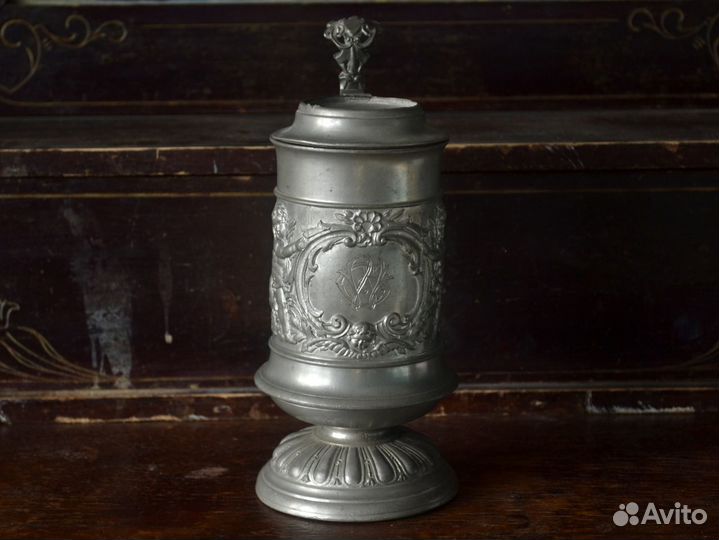 Антикварная пивная кружка