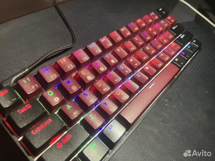 Механическая клавиатура tmkb GK61